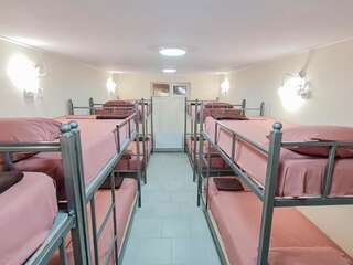 Гостиница «Юность» Коктебель Односпальная кровать в общем номере-3